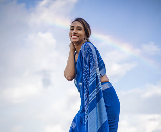 A complete guide to taking care of your linen sarees