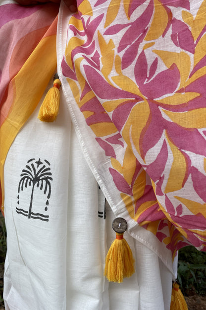 Colourful Mogasu saree with floral pattern and tassels, featuring a palm tree motif.