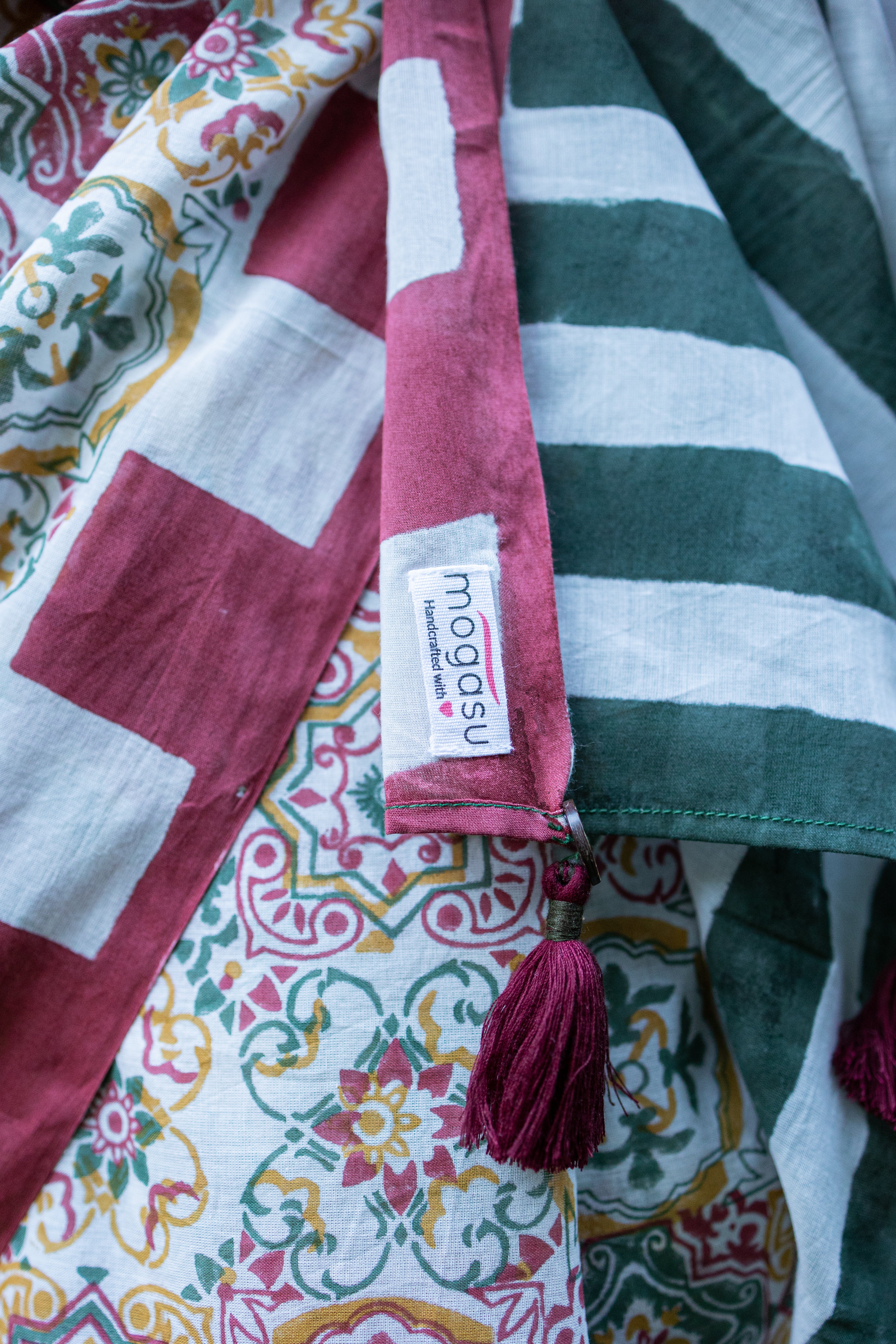 Azulejo Red RTW